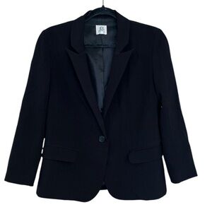 dRA blazer medium black Anthropologie business career wear prep Ivy League